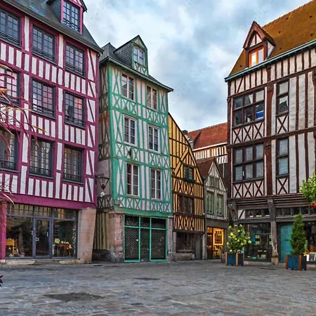 Bruno Charme A Avec Parking Securise *